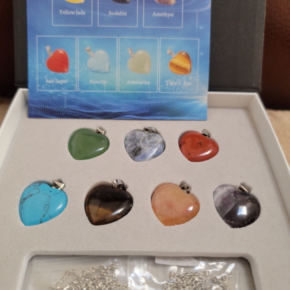 Sterling silver necklaces 2 size chains with different heart stone charms - Picture 2 of 3